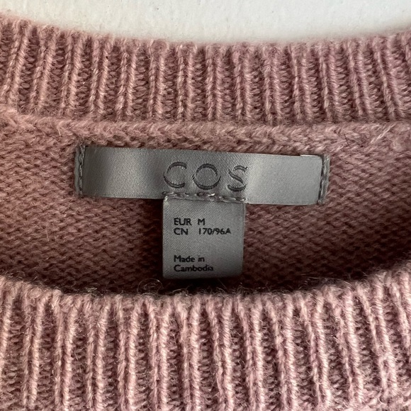 Cos nude/pink cashmere raglan crew neck sweater size M - Picture 3 of 5
